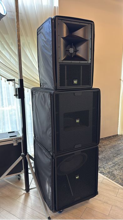 Închiriez sistem audio profesional KV2 + 2 monitoare KV2