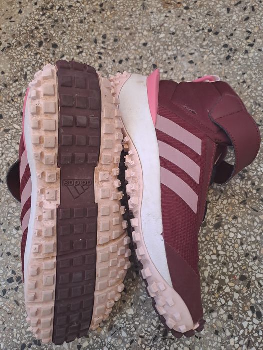 Adidas маратонки