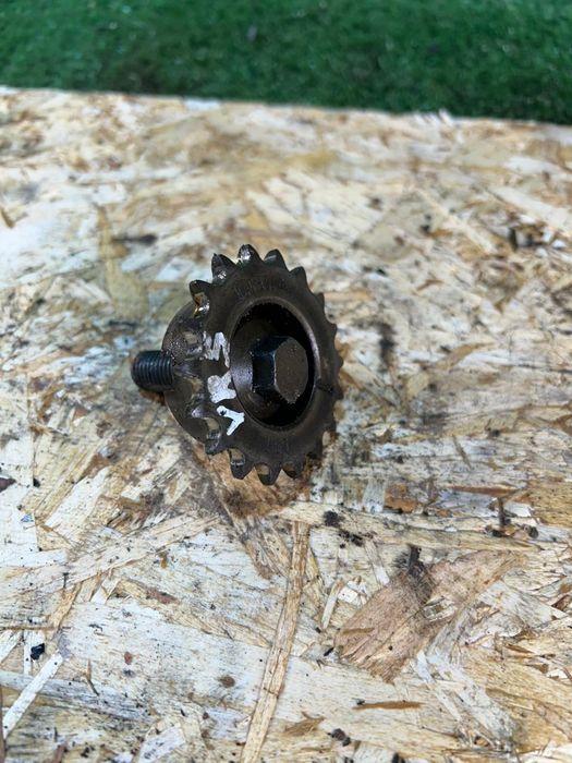 Шестерня звёздочка Цепи распредвала Фольксваген Пассат Гольф 2.3 вр5