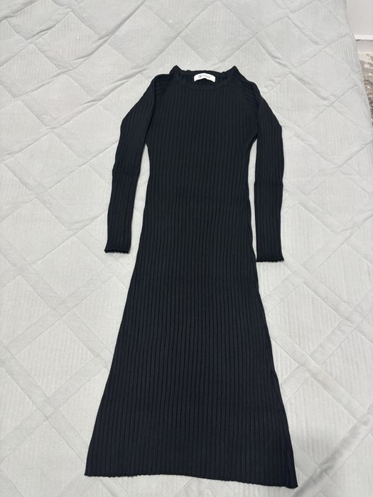 Платья и безрукавка для леди