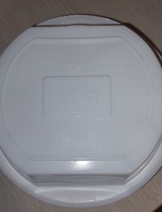 Продам одноразовые тарелки