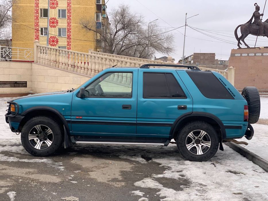 Opel fronterra 1993 2,4i