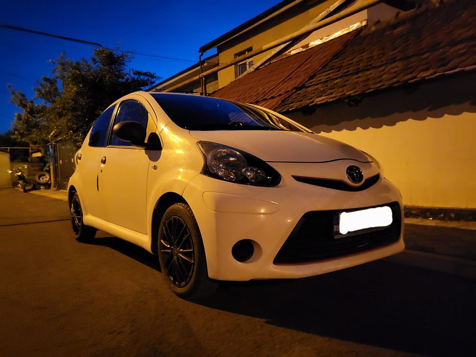 TOYOTA Aygo