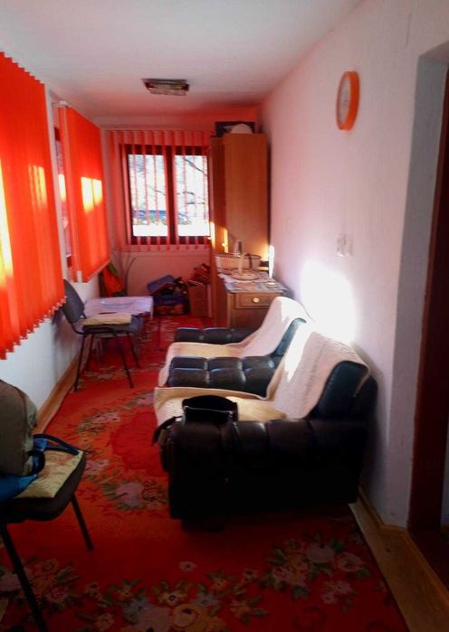 Vand casa in Vaideeni, Valcea, pretabila pt locuit sau casa de vacanta.