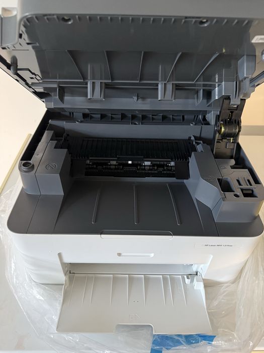 Принтер HP MFP 137fnw