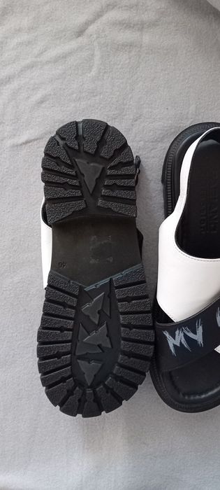 Продавам сандали Fabiano