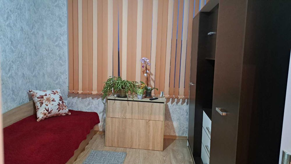 Апартамент 2 стаи и кухня за продажба