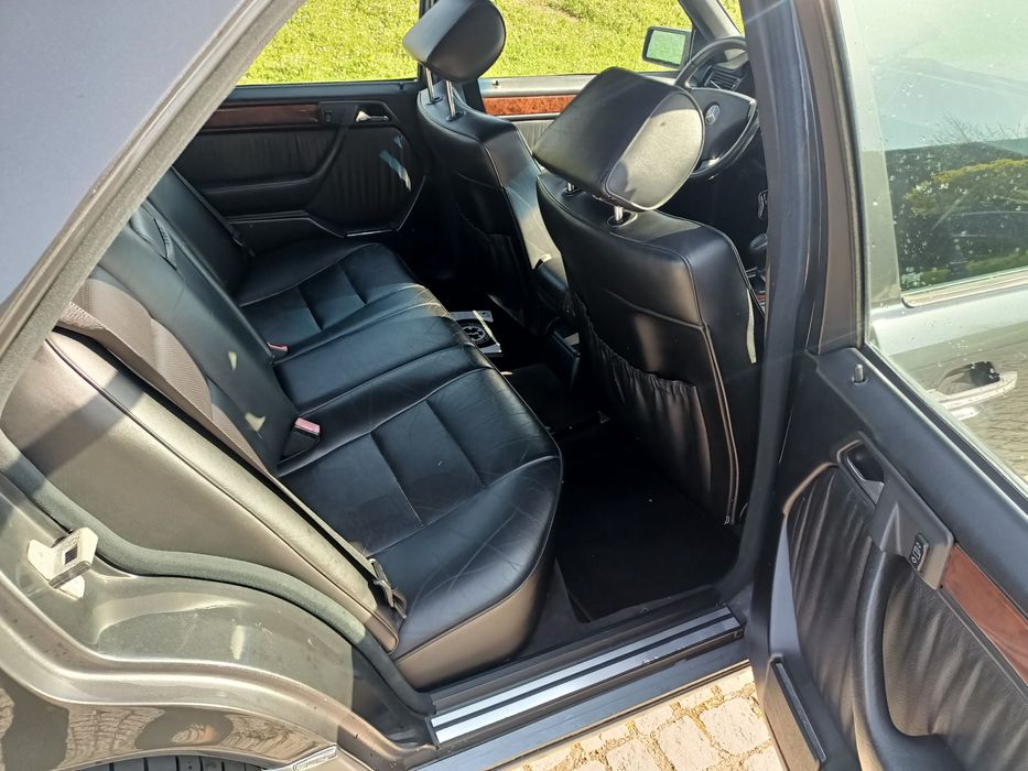 Mercedes-Benz W124 E300 v24 Getrag UNIC