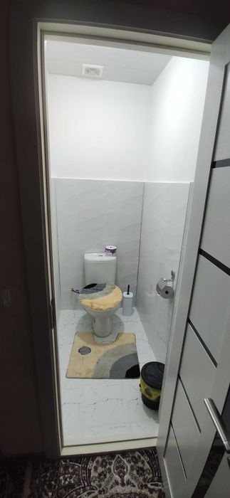 Vokzal kuchada 9 dom 66 kvartira. 2 xonali 97 kv hamma jixozlari bilan