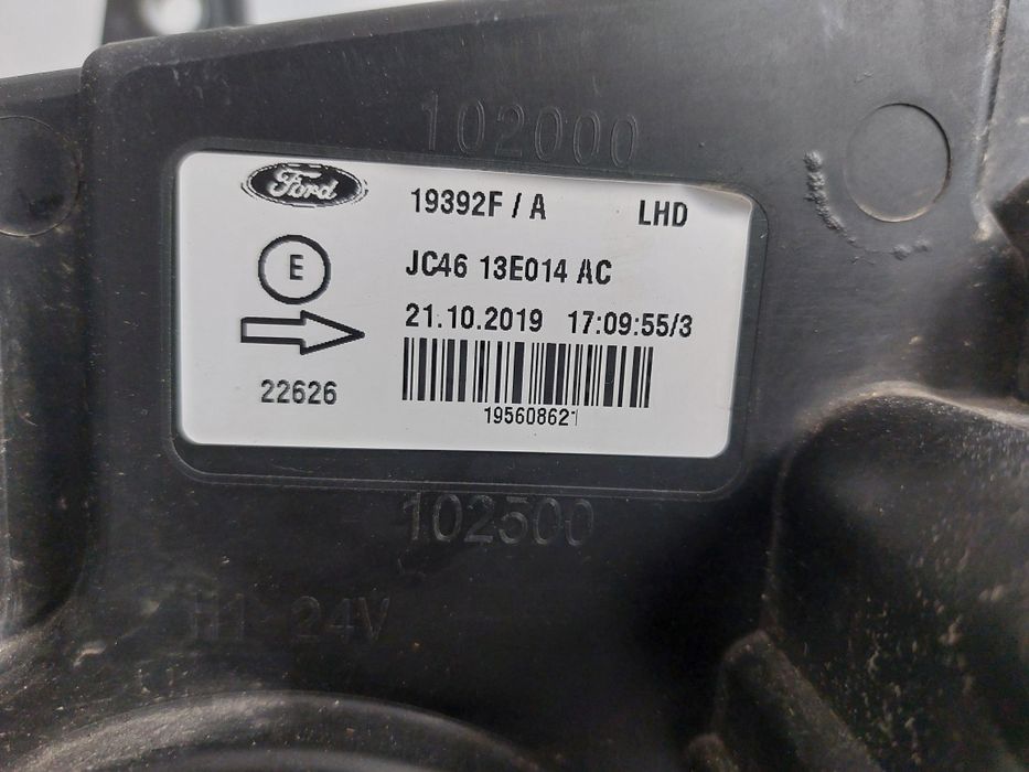 Far faruri stanga dreapta ford f max  led original