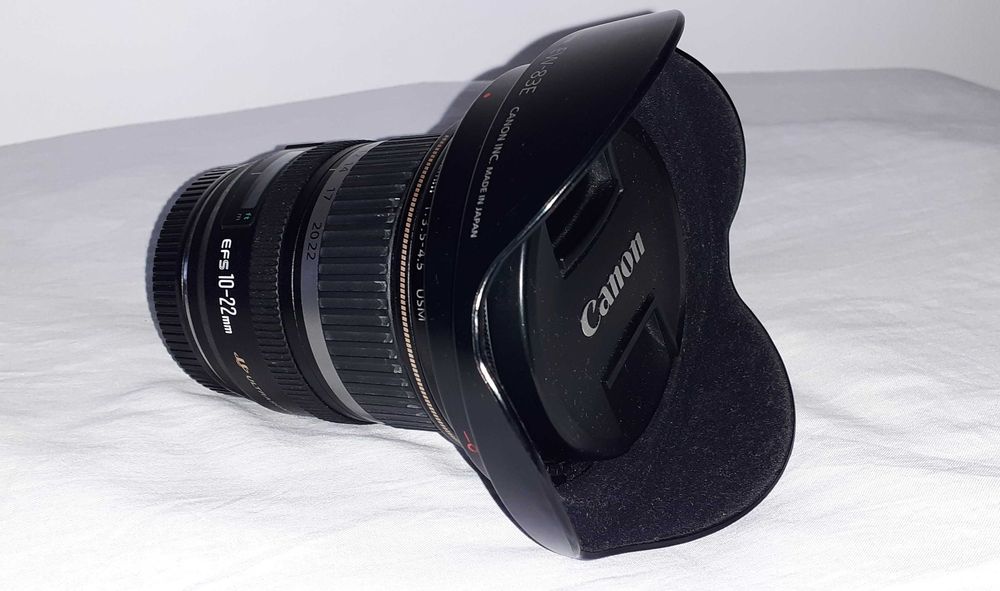 Canon EF-S 10-22 mm+parasolar Canon+filtru Hoya