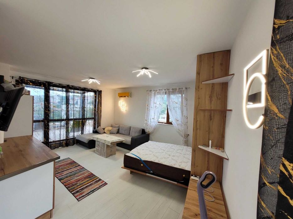 Продава се Едностаен апартамент в Бяла - 112 кв.м за 697 €/кв.м - Снимка #3