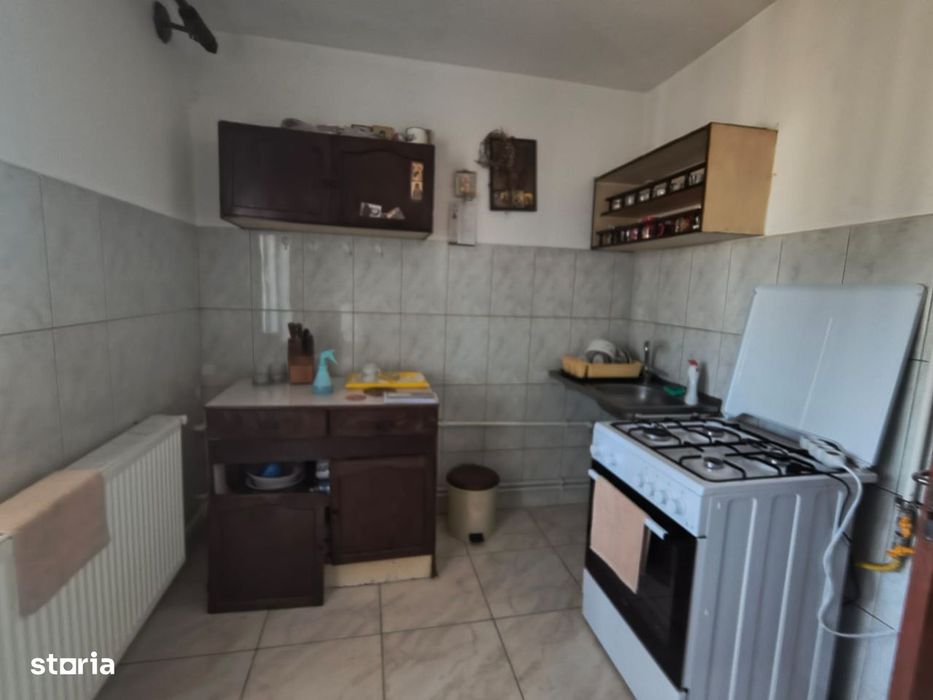 Dacia 3 Camere,2 Balcoane Liber 76 Mp Pret 102000 Euro