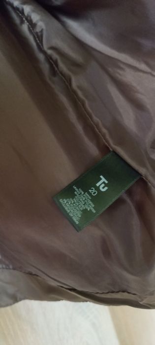 Две дамски палта и едно яке