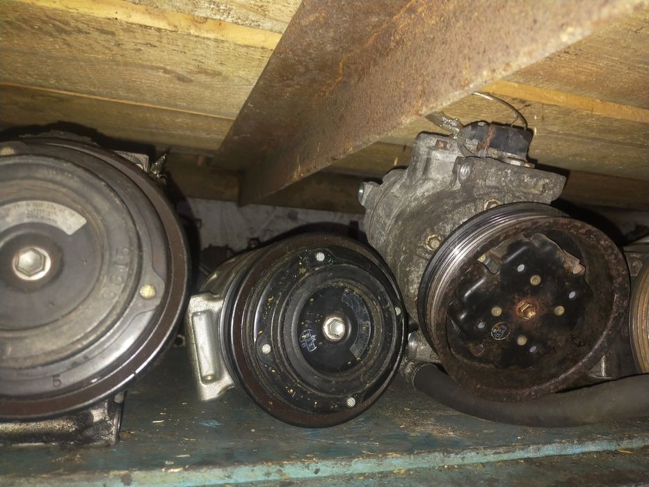 Продам компрессор кондиционера