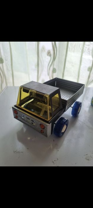 Продам коллекция машинки ссср