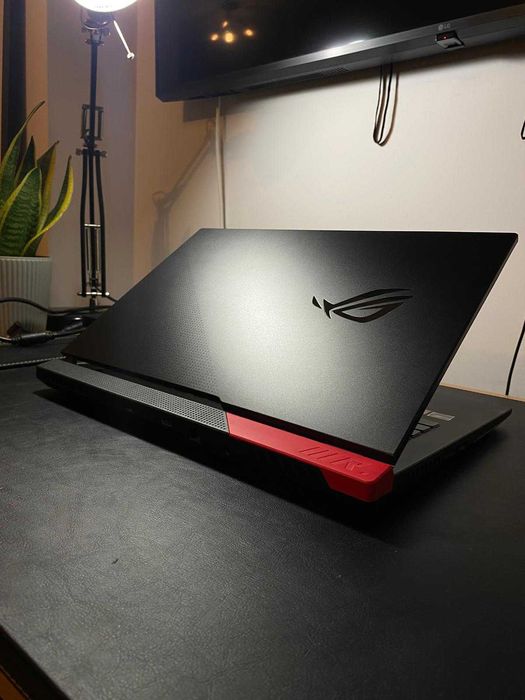 Laptop ASUS ROG G713QY 17.3" 165Hz AMD 9 5900HX 1TB SSD Windows 11 Pro