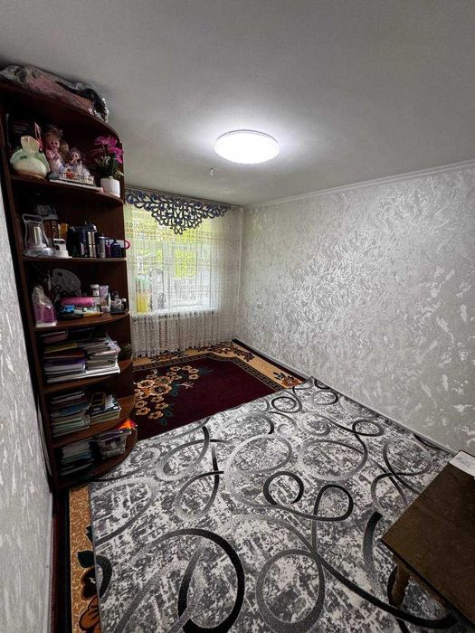 3 Xonali kvartira sotiladi