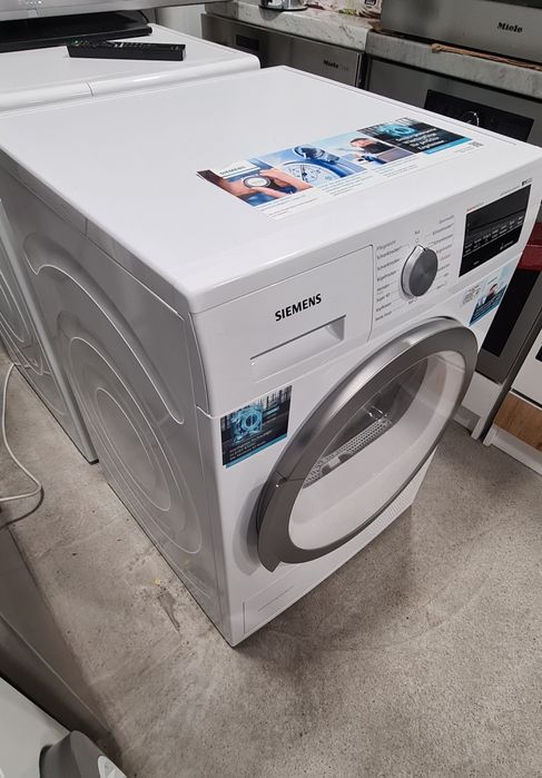 Сушилня с термопомпа 8кг А++ Siemens iQ500