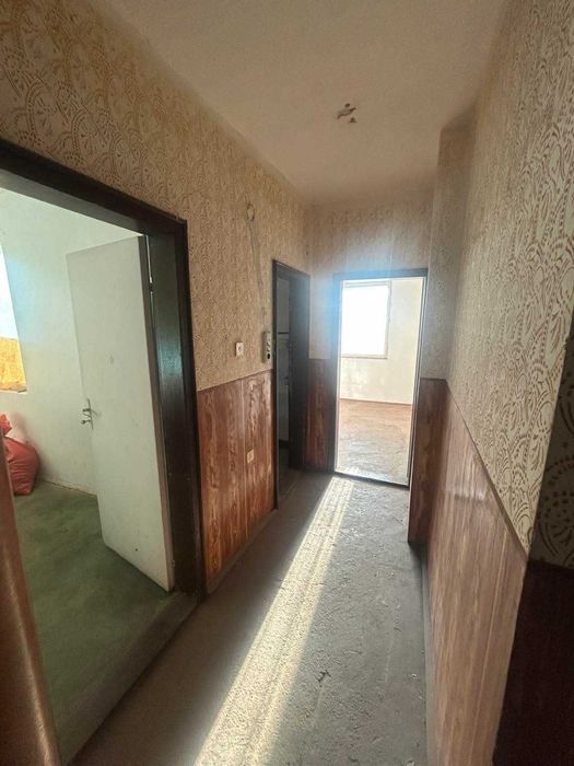Продава се Двустаен апартамент в Попово - 70 кв.м за 438 €/кв.м - Снимка #14