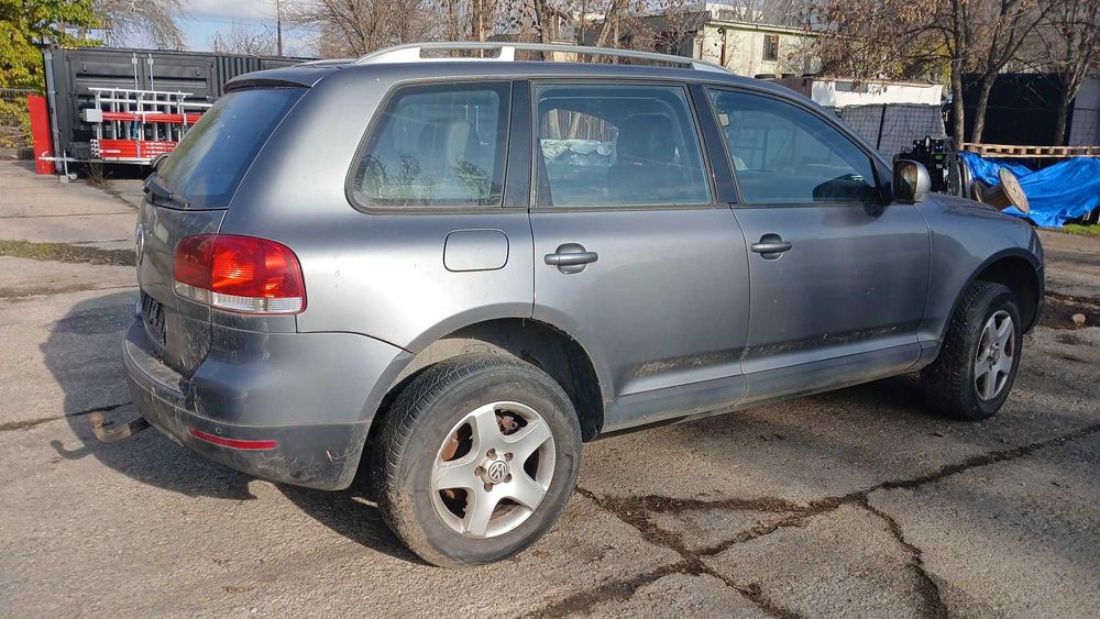 Dezmembrez VW Touareg 2.5 Diesel Din 2004 - BAC