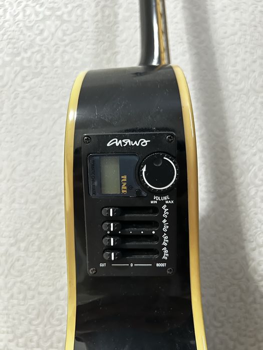 Гитара акустическая