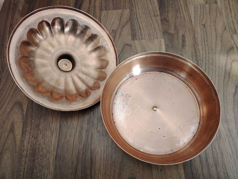 Кръгла медна кутия с капак за бижута