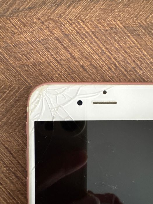 Смартфон iPhone 6S за части