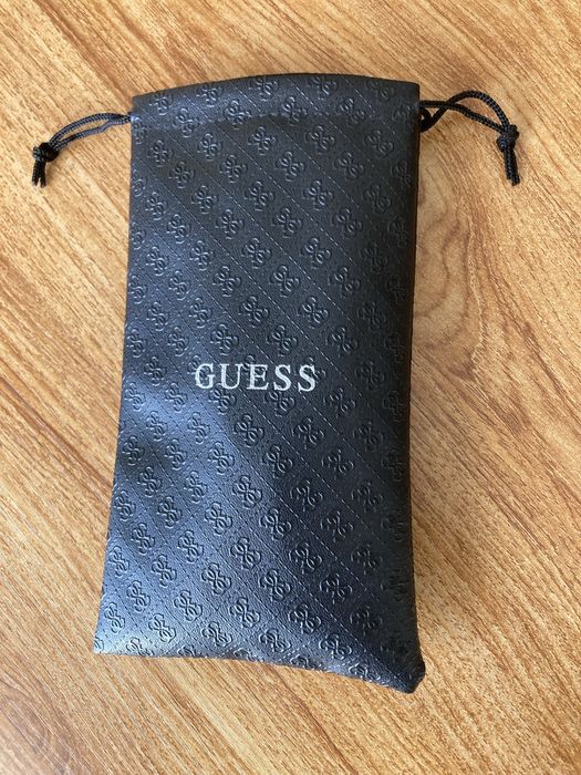Мъжки оригинални слънчеви очила Guess