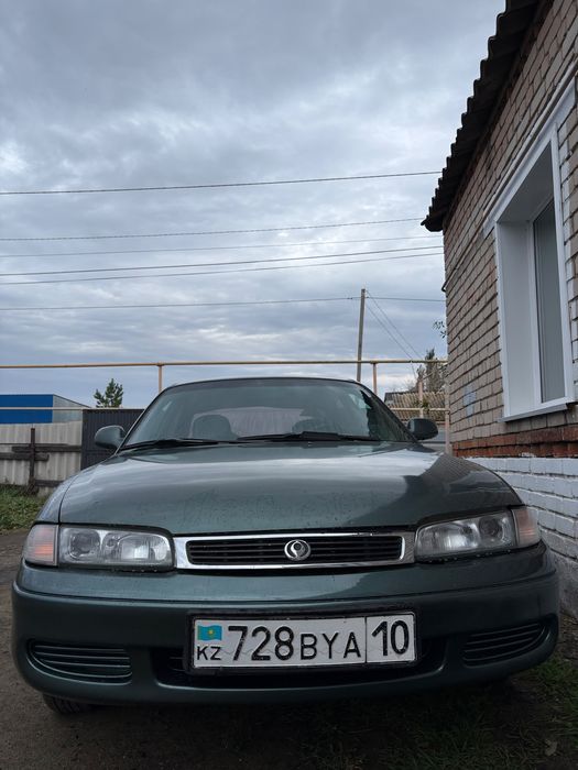 Продам машину мазда 626