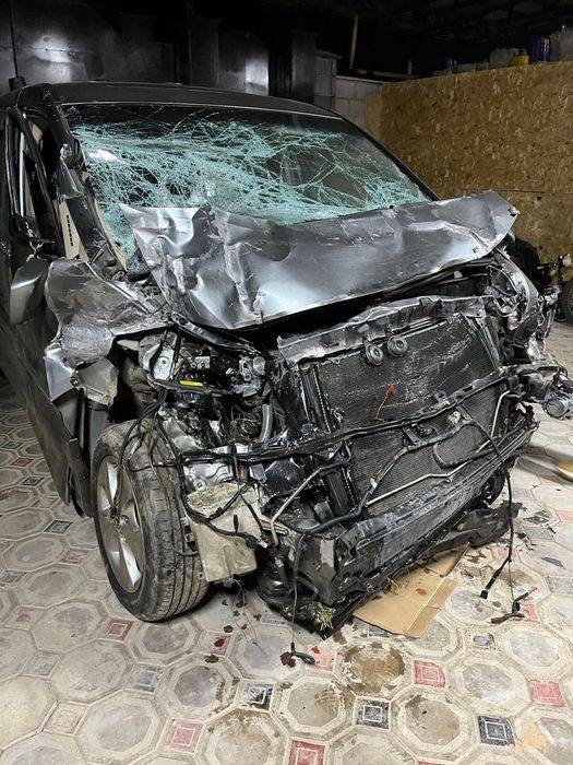 Срочно  Тойота Альфард