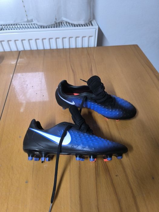 Ghete fotbal Nike nr. 40
