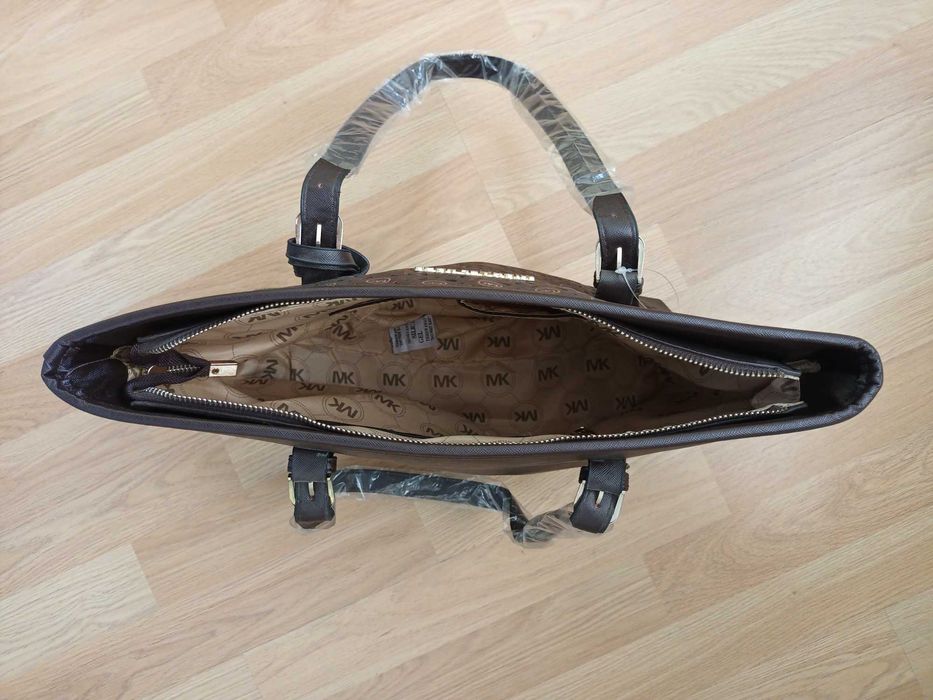 Дамсака чанта / кафява