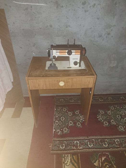 Veritas tikuv mashinasi