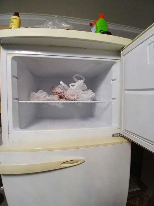 Хладилник BEKO  запазен