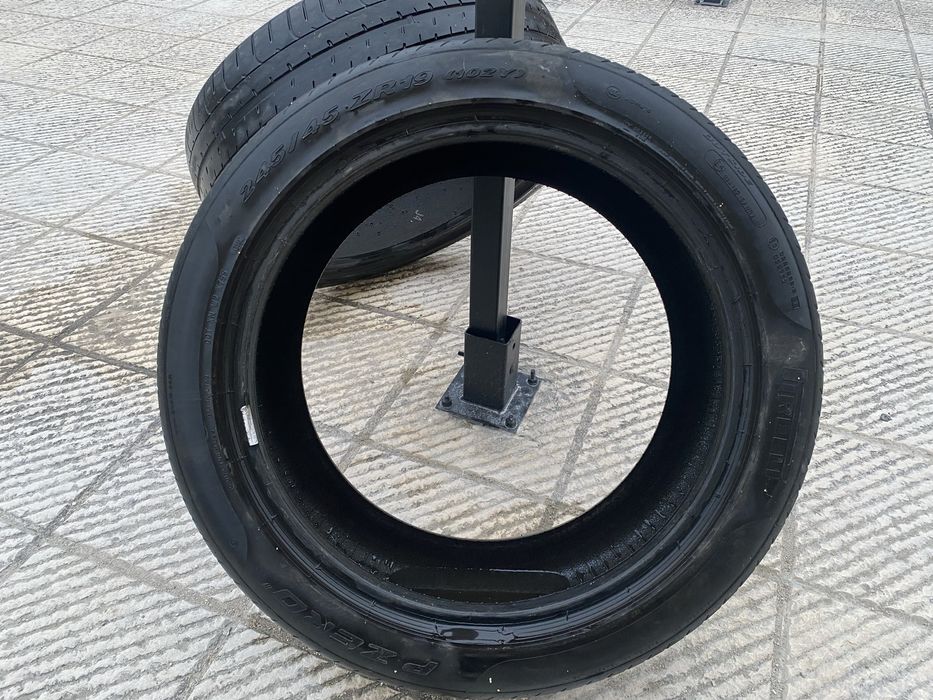 Летни гуми Pirelli Pzero 245 45 19