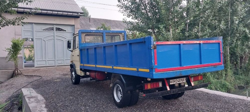 Mersedes 814 Gigant