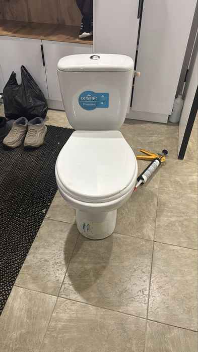 Продам унитаз б/у