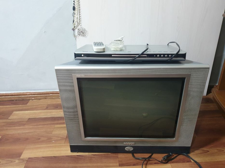 Продам телевизор Roison + DVD-плеер