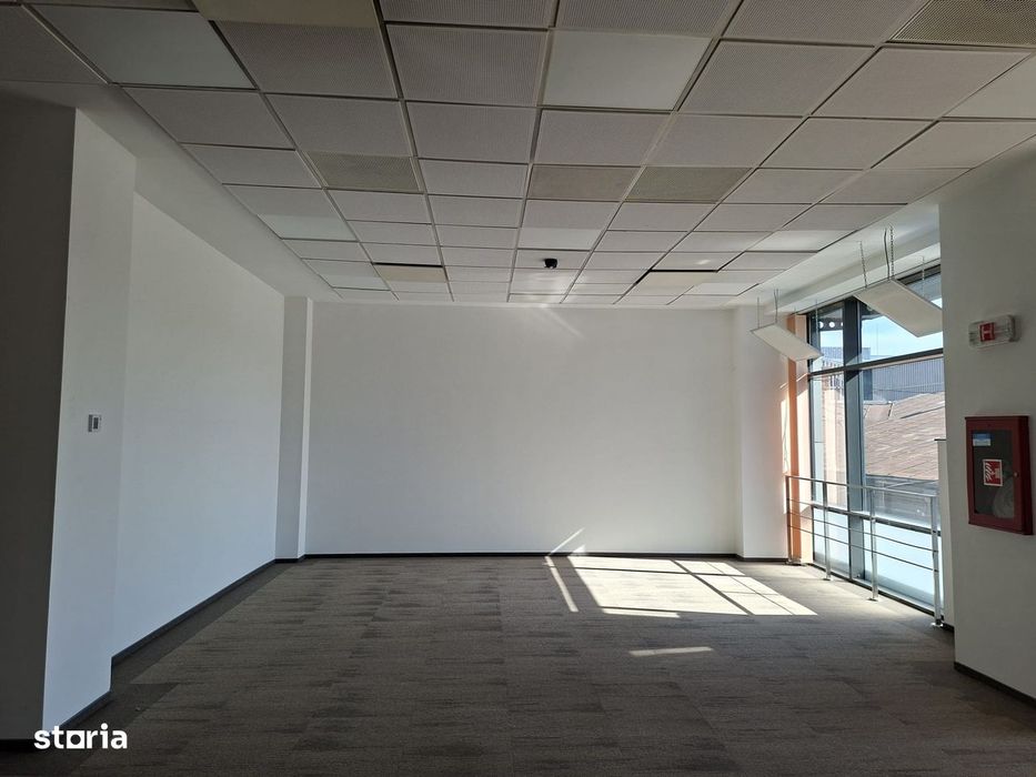 Spațiu birou 36 mp | Centru | Cheltuieli incluse