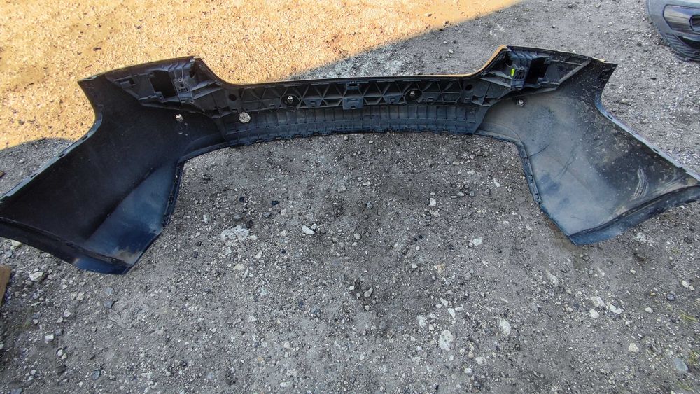 Оригинална задна броня Audi A5 8T Facelift с лек дефект