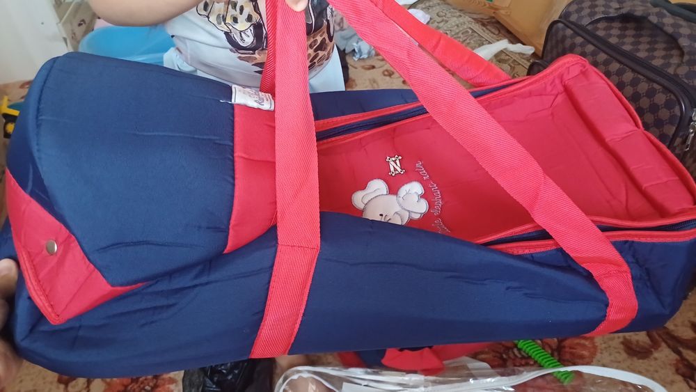 Сумка переноска.