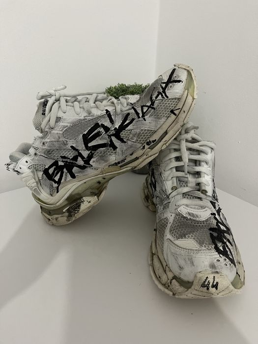 Balenciaga runners