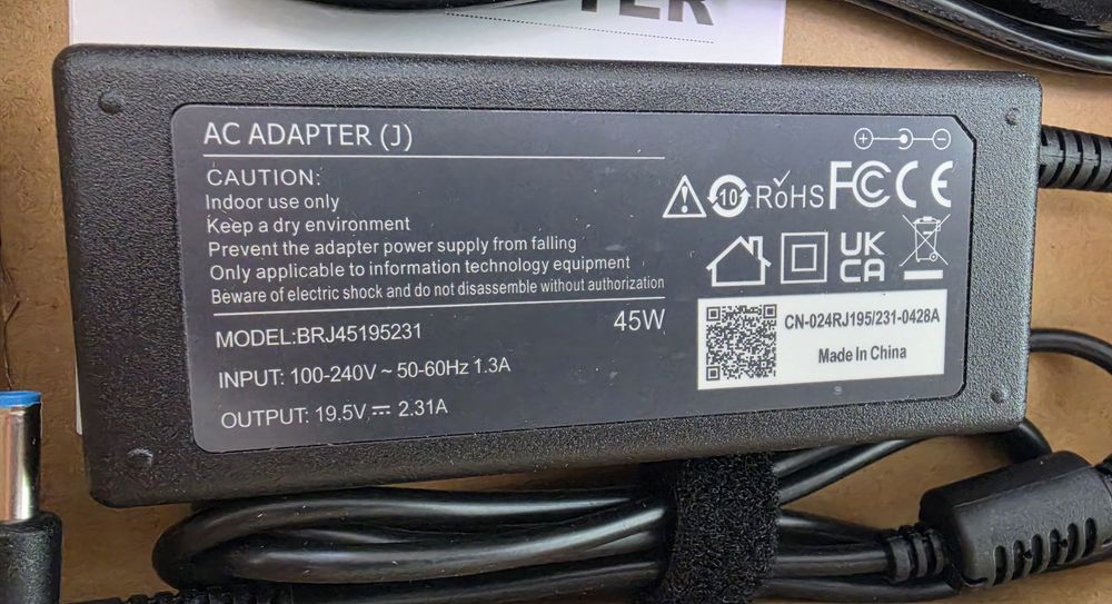 Зарядно за лаптоп HP синята букса