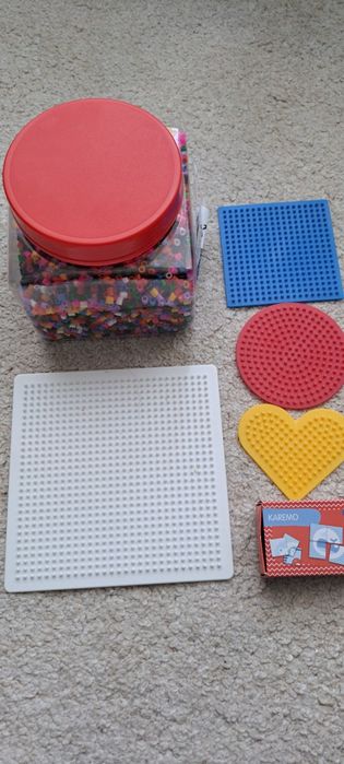 Лот дървени играчки, мъниста Икеа, пъзели