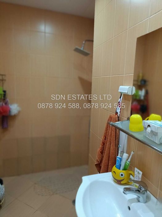 Продава се Тристаен апартамент в Казанлък - 85 кв.м за 870 €/кв.м - Снимка #11