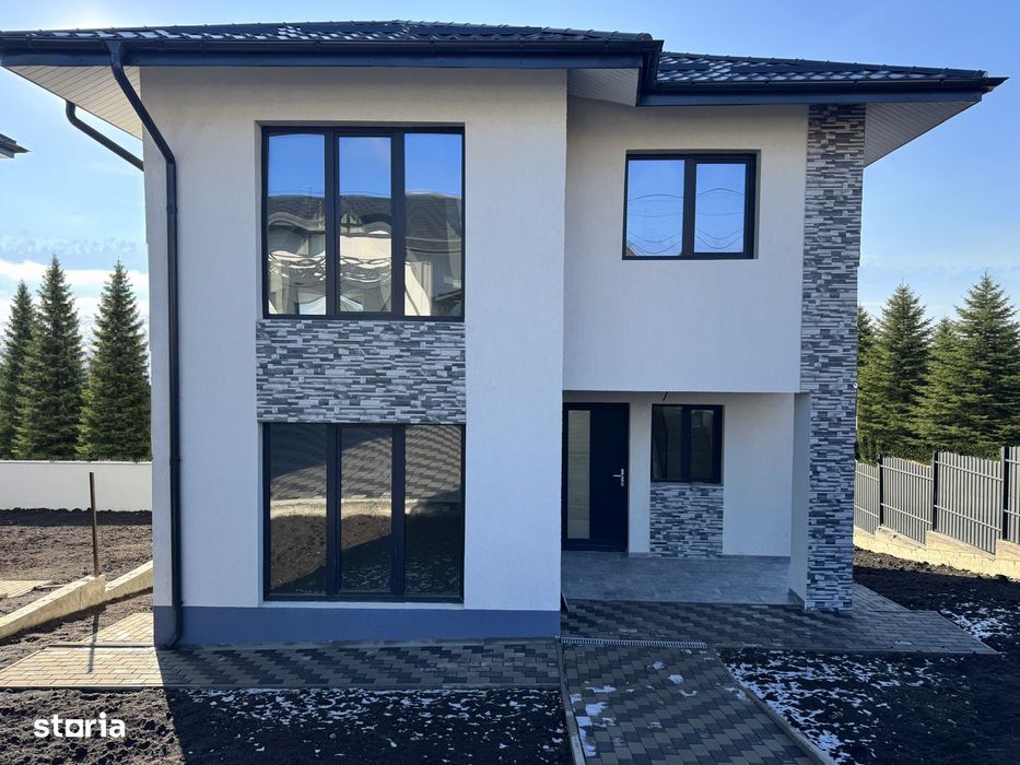 Pozitie buna! ASFALT! CANALIZARE! Vila 4 camere, Bucium-Lidl