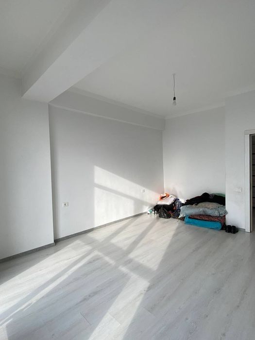 Nurafshon Palace da 2 xonali uy sotiladi.