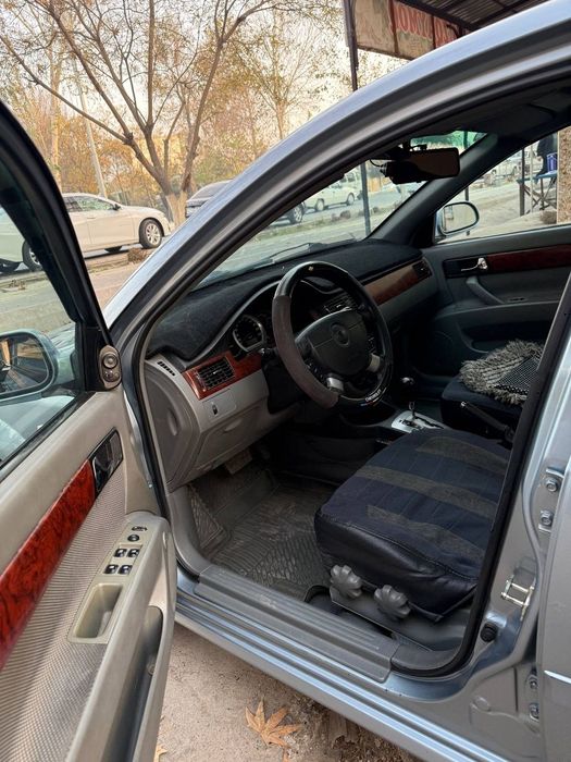 Ласетти 2013й 1.6 автомат