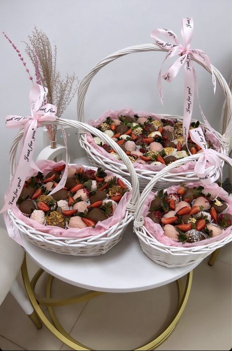 Клубника в шоколаде Астана подарки